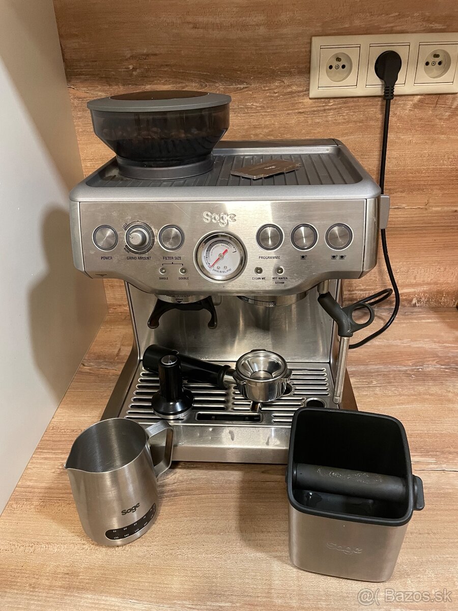 Pákový kávovar SAGE + odklepávač na kávu