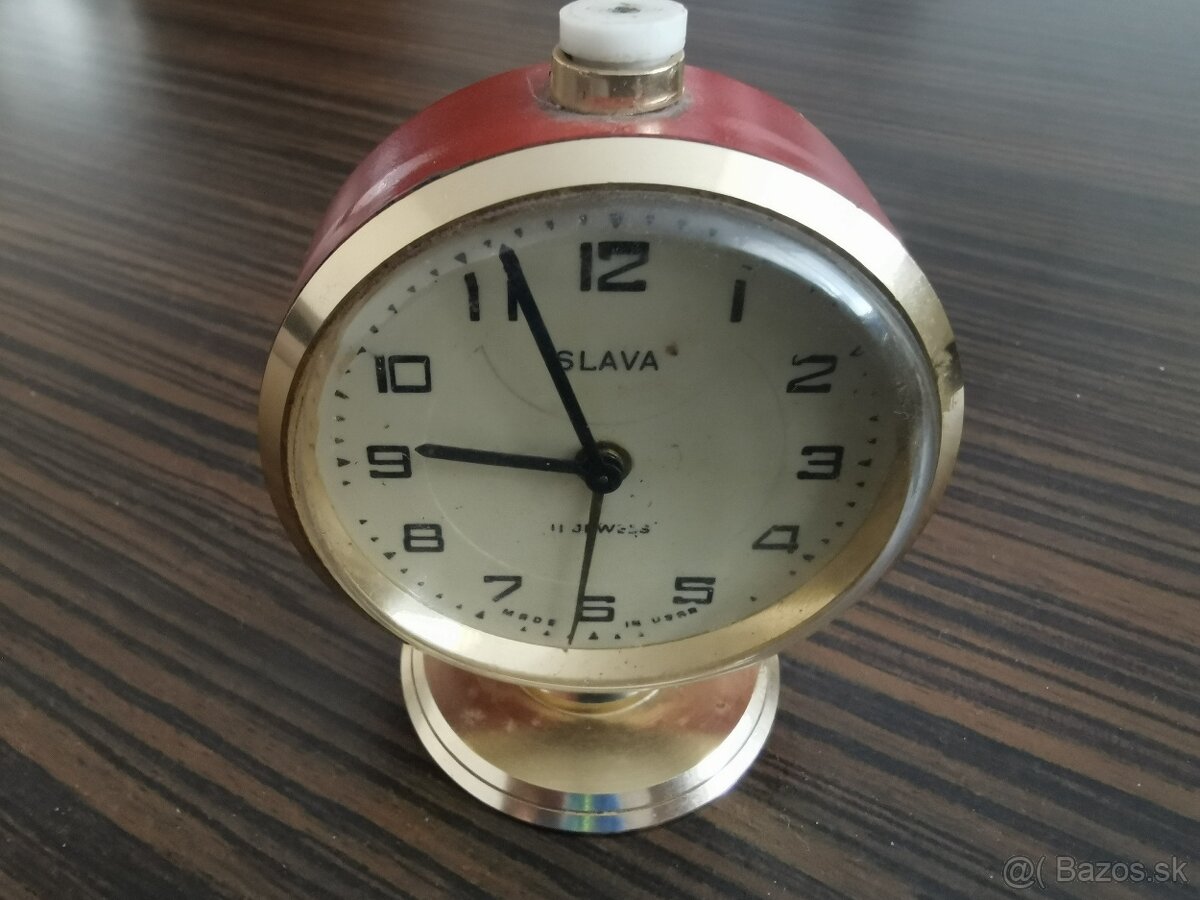Sláva, sovietský budík-funkčný