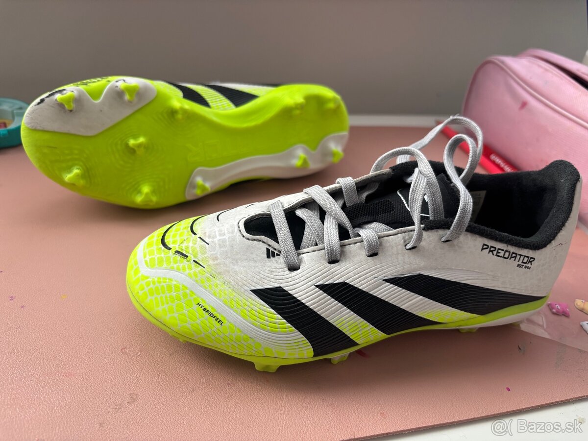 Detske kopacky velkost 33 Adidas predator