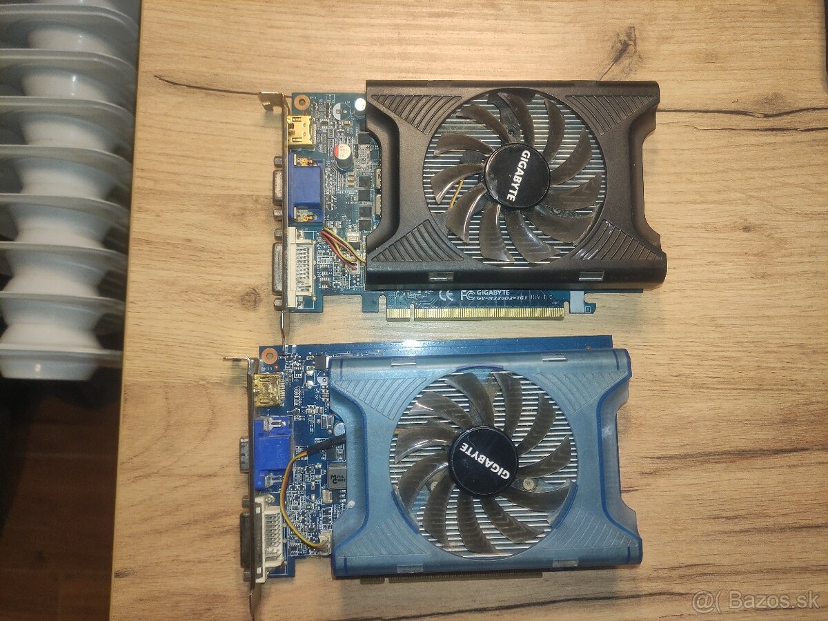 NVIDIA GeForce GT 220 1 GB - 2ks - 10€ spolu