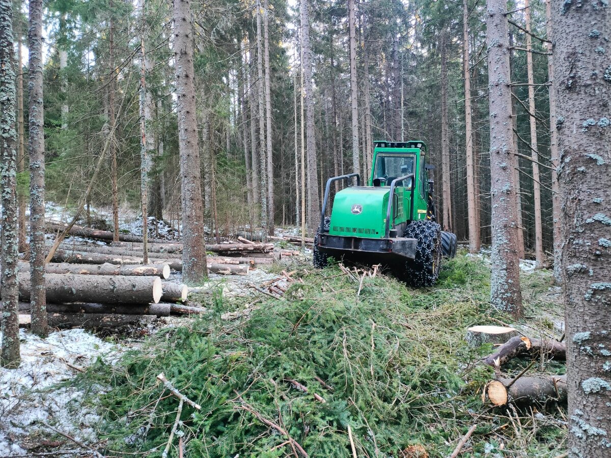 Harvestor 1270 D eco III ,traktor ,vývozka