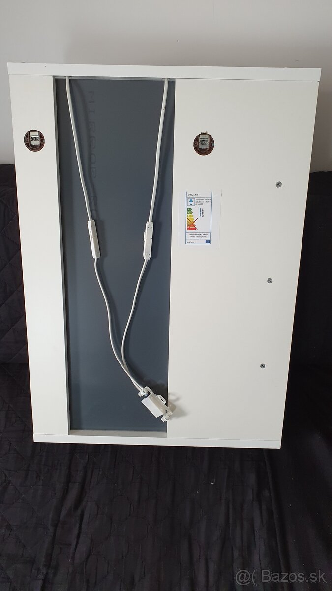 Kupelnove zrkadlo s LED svetlami