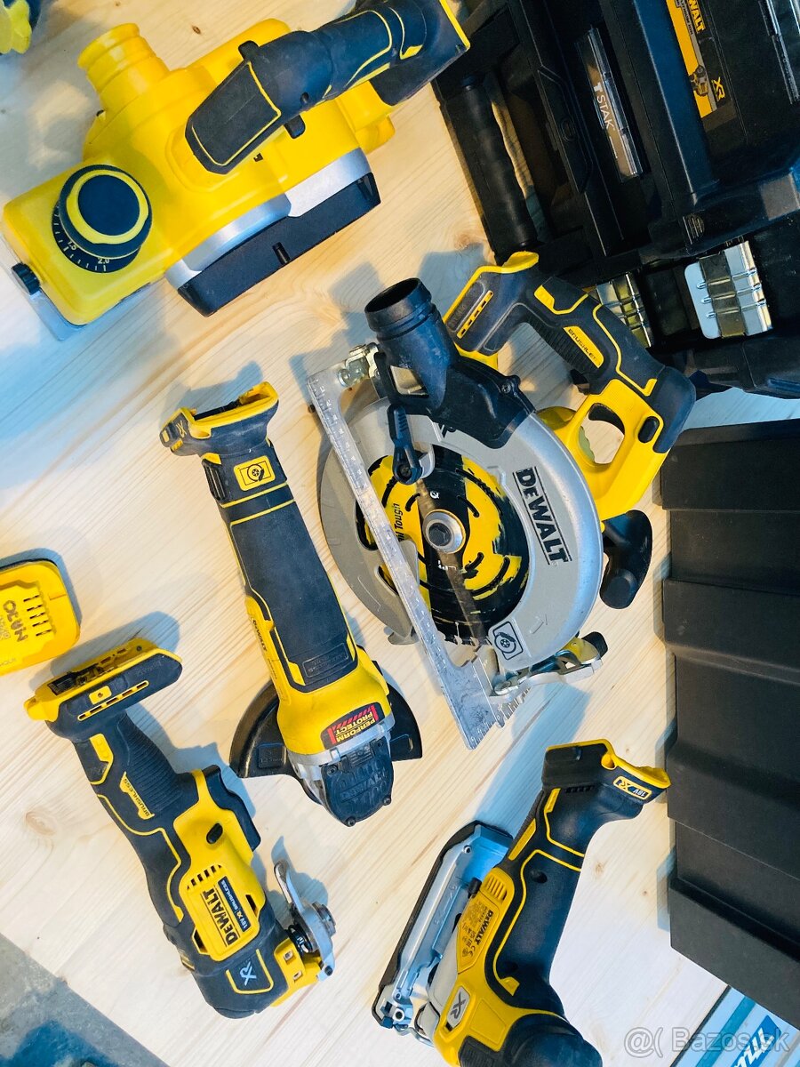 Dewalt