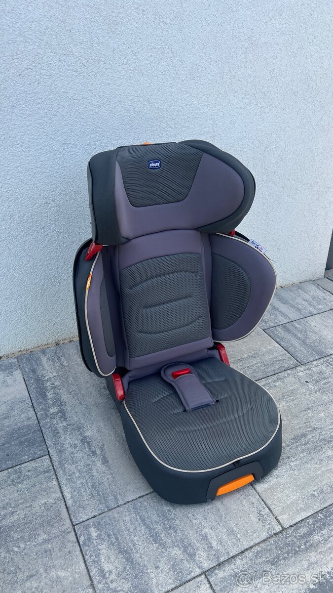 Decka autosedacka chicco fold & go 100-150 cm
