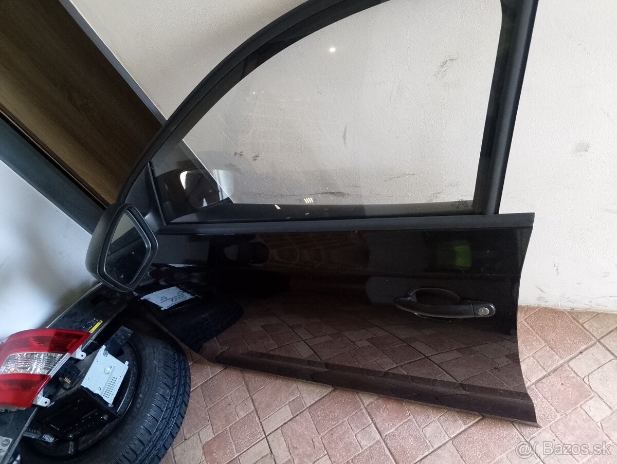 Vodicove dvere Škoda Rapid