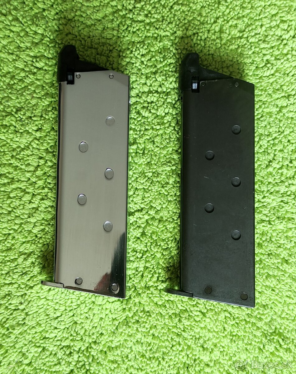 Tokyo Marui V10 Ultra Compact GBB zásobníky+guličky