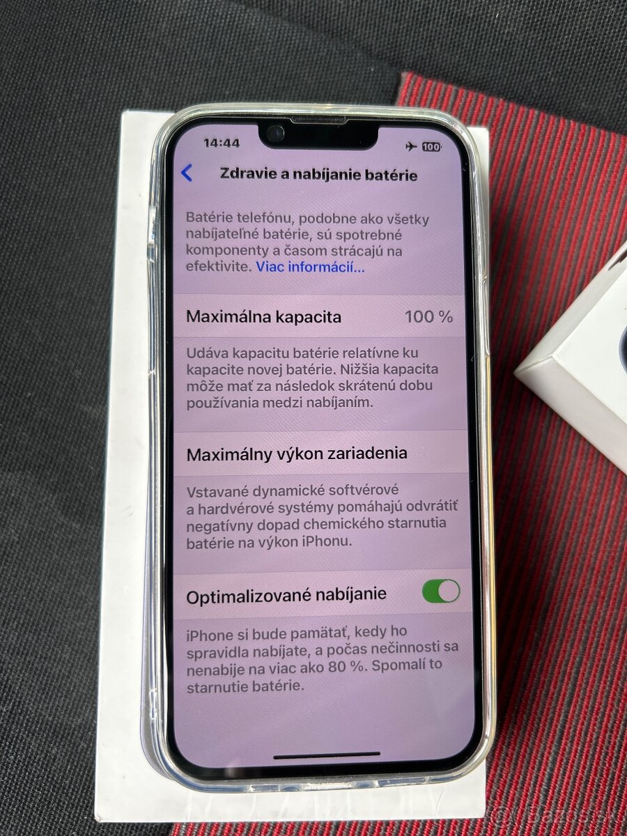 Predám iPhone 13