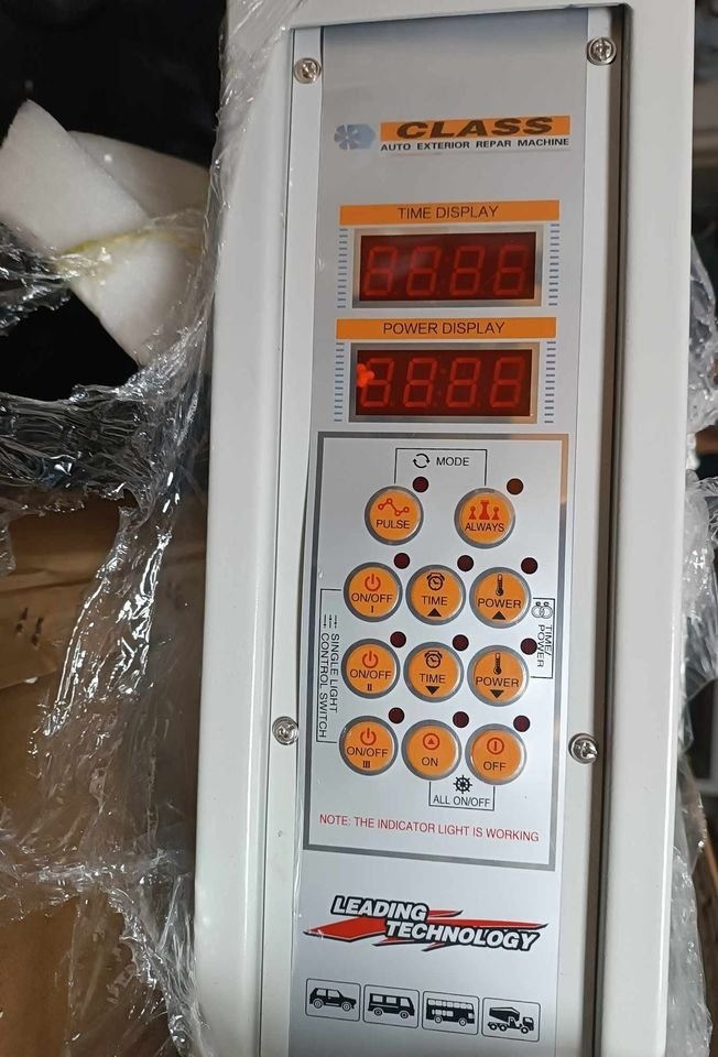 Konstrukce s ovládacím panelem pro infrač. sušičku laků