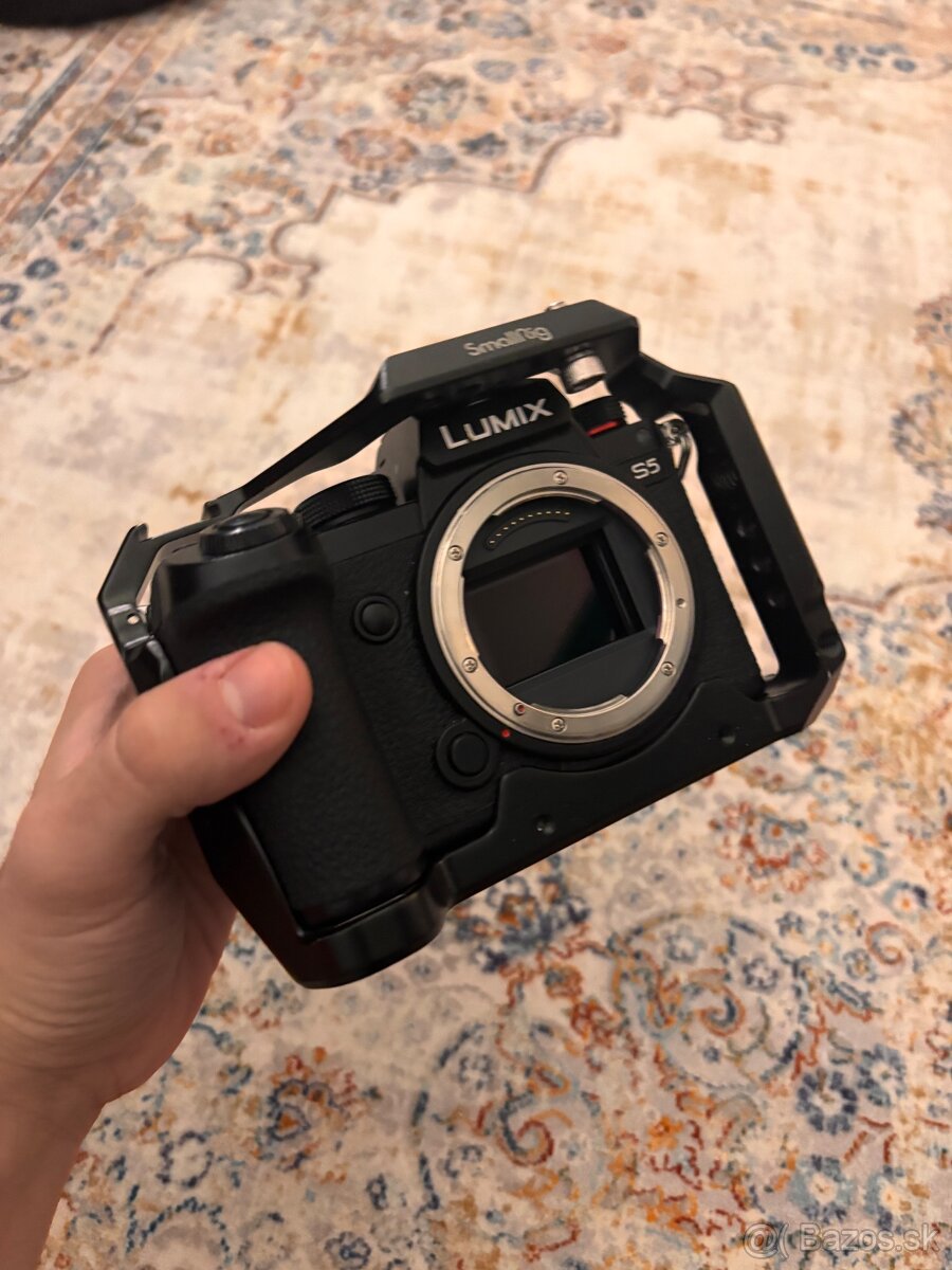 Panasonic Lumix s5 + smallrig klietka