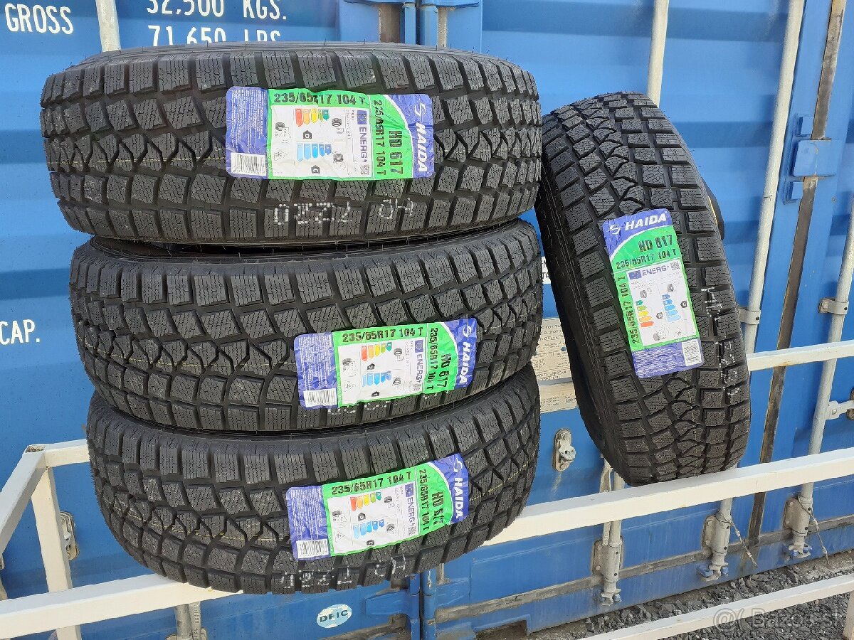 Nové zimné pneumatiky 235/65R17 104T