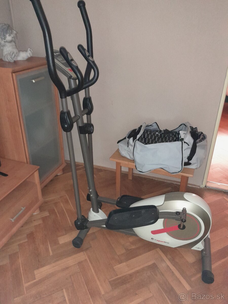 Eliptický trenažér
