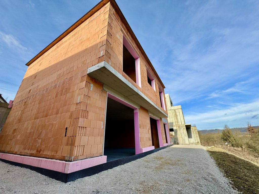 ✳️Predáme 4+kk RD, hrubú stavbu, Žilina-Trnové, R2 SK.‼️