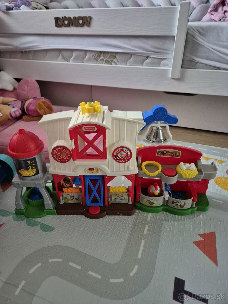 Detska plastová farma