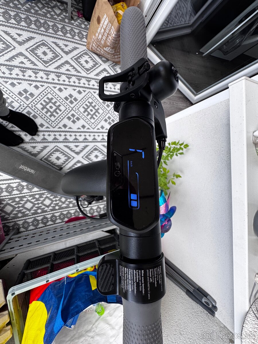 Elektrická kolobežka Ninebot E2E – ako nová