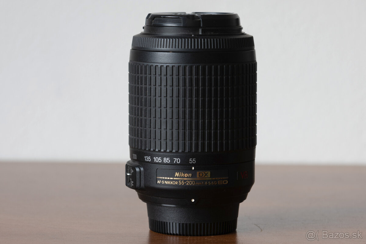 Nikkor AF-S DX 55-200mm f/4-5.6G Nikon