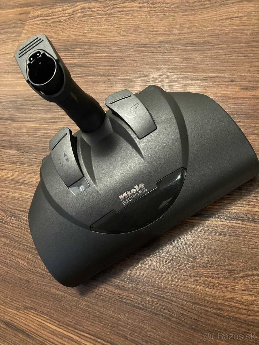 Kefa na hlbkove cistenie kobercov Miele SEB 228