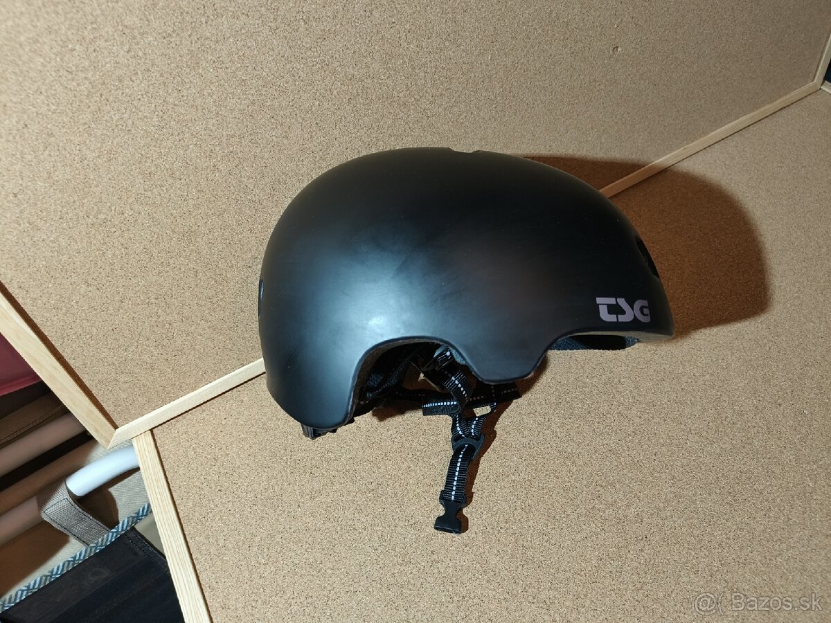 Cyklisticka prilba TSG Meta Solid color