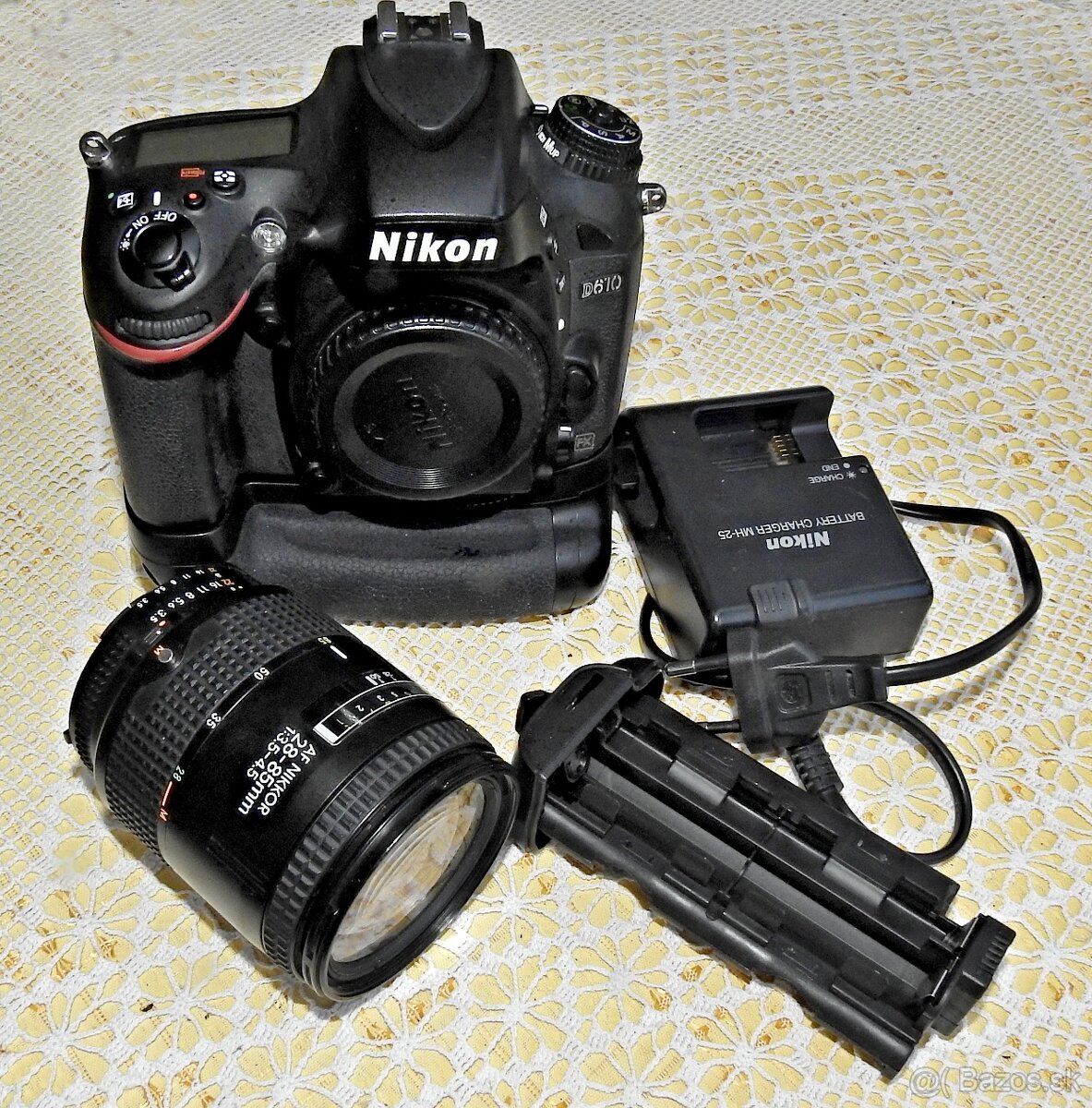 Predám NIKON 610 s Oobjektívom AF - NIKOR f 3,5-4,5