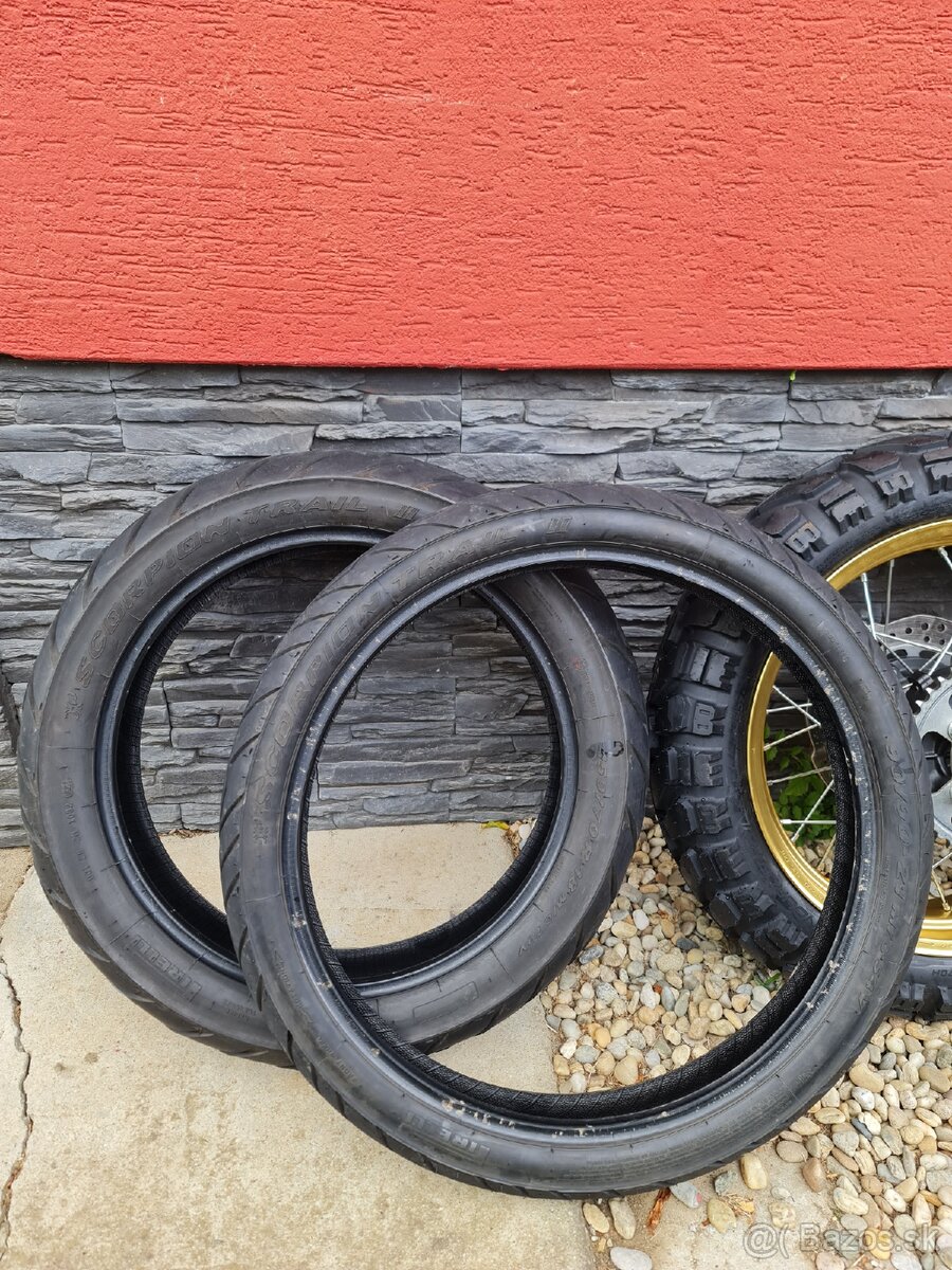 Pneumatiky Africa Twin
