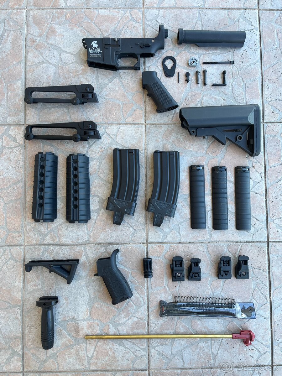 Predám Airsoft AR15 doplnky