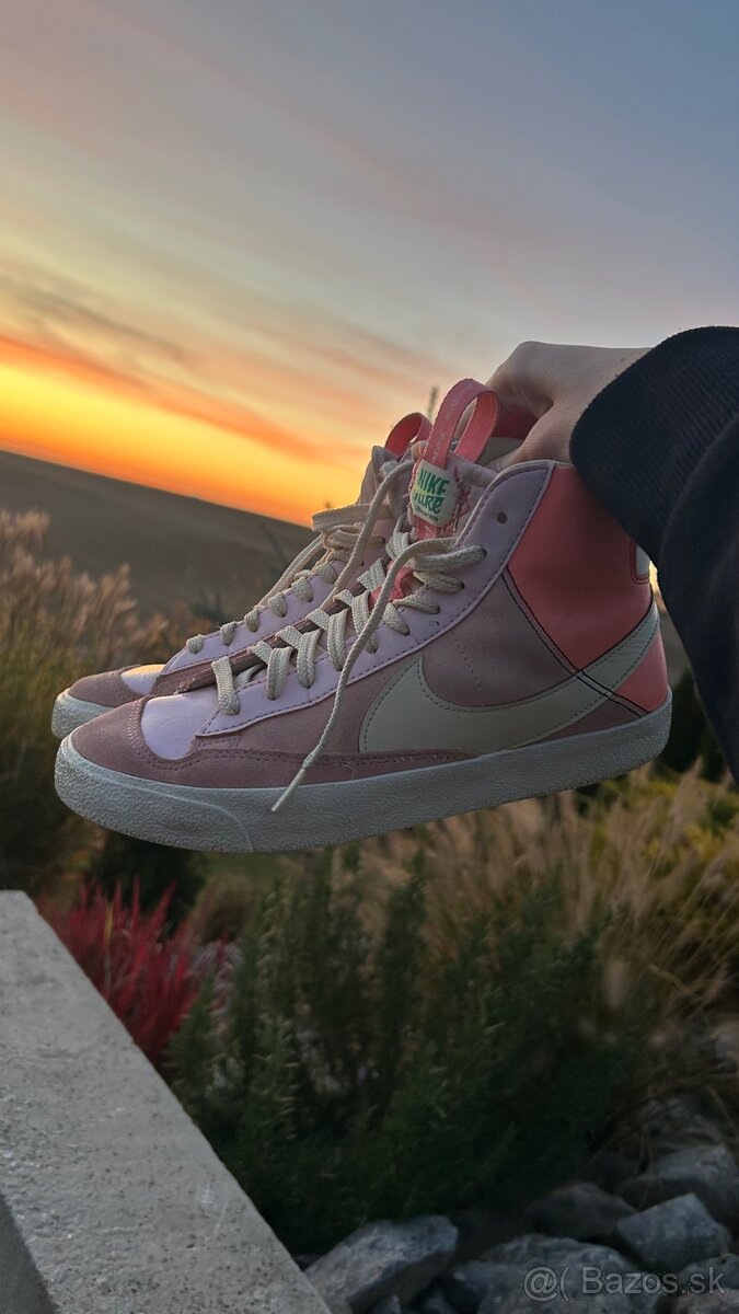 Nike Blazer Mid ’77 Se D