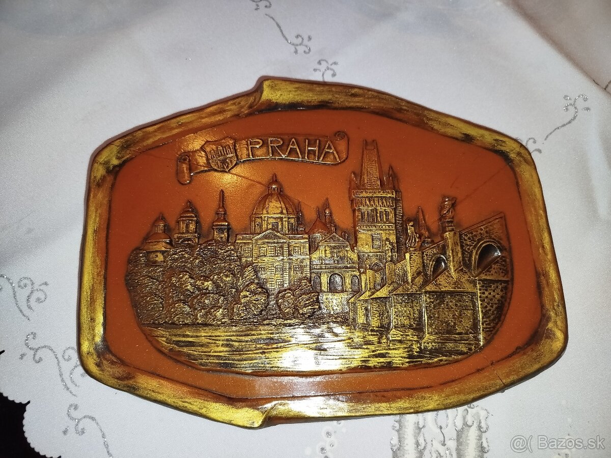 Drevený dekoračný tanier praha