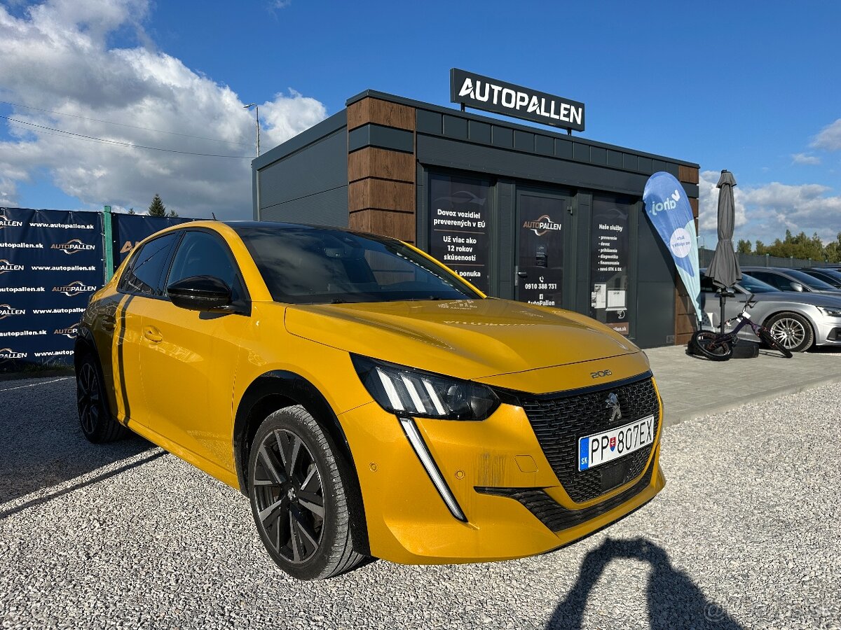Peugeot 208 GT 1.2 PureTech 100k--8955KM-STAV NOVEHO AUTA---