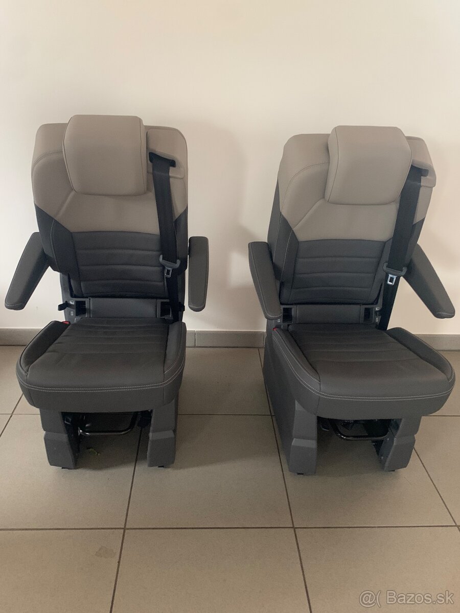 Prodám prostřední sedadlo VW Multivan T7 Kůže