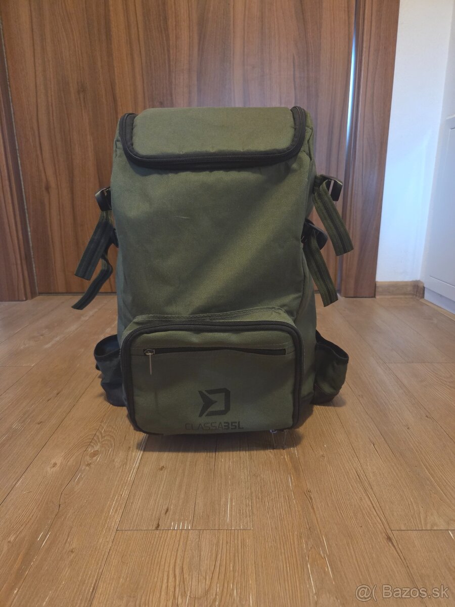 Rybársky ruksak Delphin Batoh Classa, 35 litrov