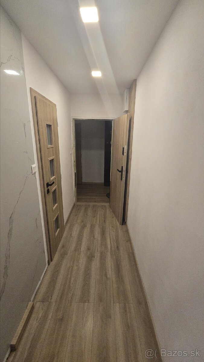 Prenajom 1 izbový byt v Nových Zámkoch
