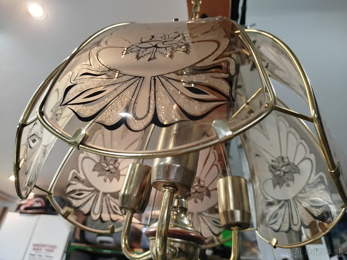 Lustre na predaj