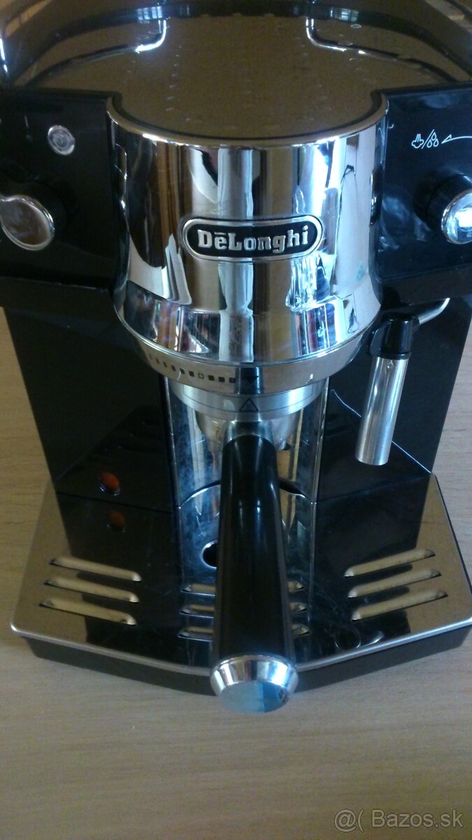 De'Longhi pákový kávovar EC 820 B
