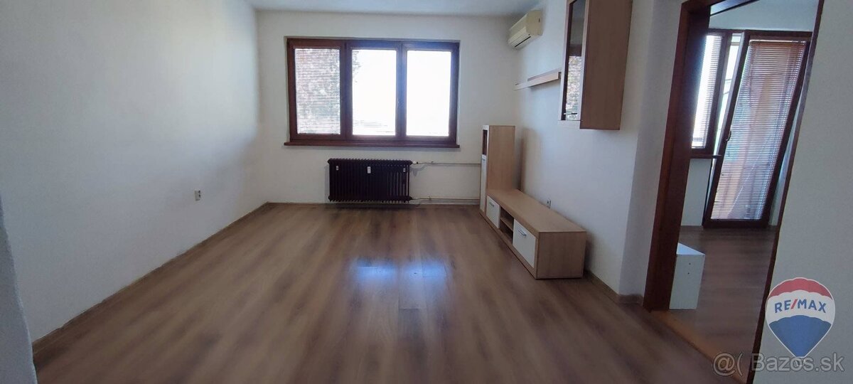 Na predaj 2-izobvý byt/ REZERVOVANÉ