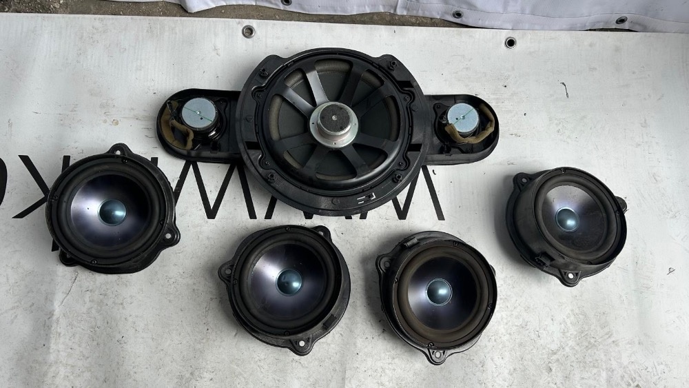 Mercedes CLS W219 repro sustava Harman Kardon