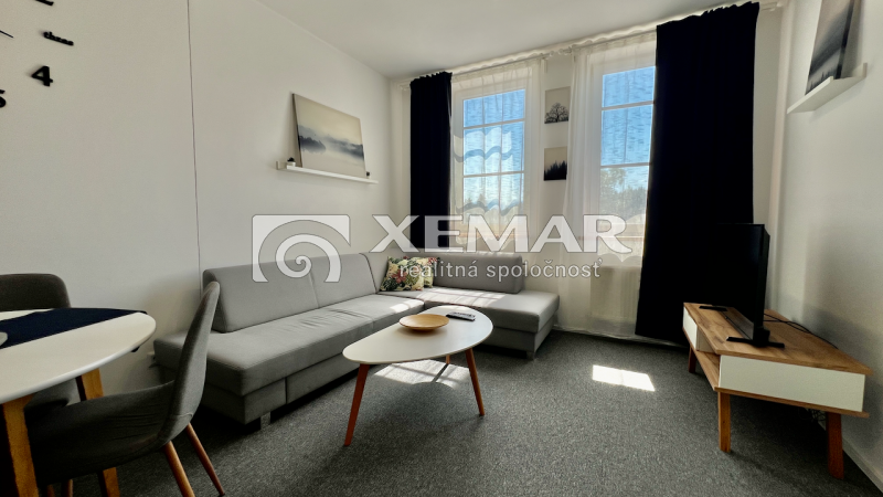 Predaj: Kompletne zariadený 2-izbový apartmán v Bešeňovej