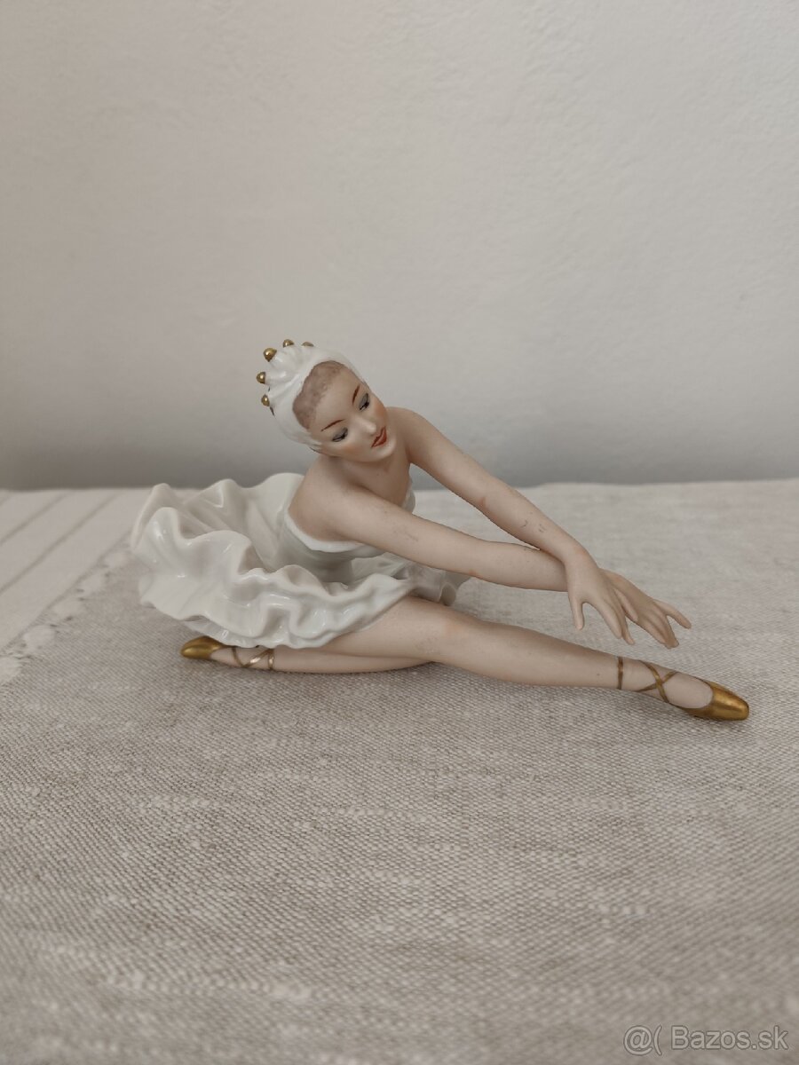 Wallendorf baletka žena porcelánová soška