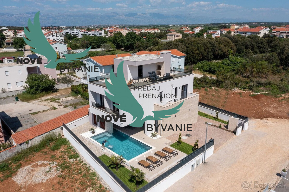 Exkluzívne na predaj vila s bazénom v Chorvátsku na lukratív