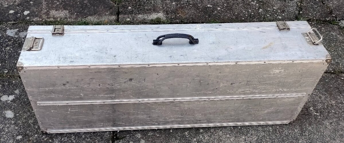 Predám hliníkový kufor (case)
