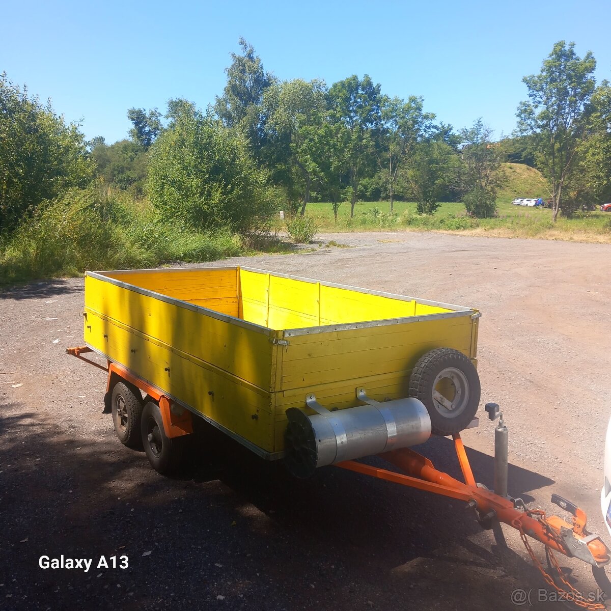 Príves, ktorý predáva↘️⬇️↙️