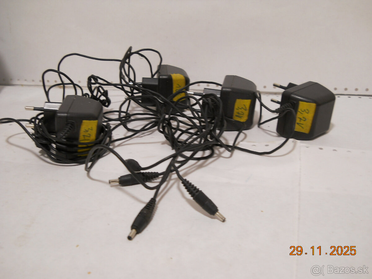 Predám zdroje na staré mobily