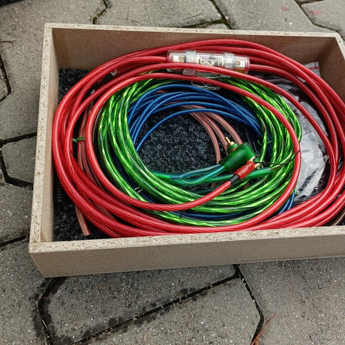 kabeláž pre zosilňovač