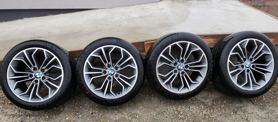 Letné pneu + disky BMW