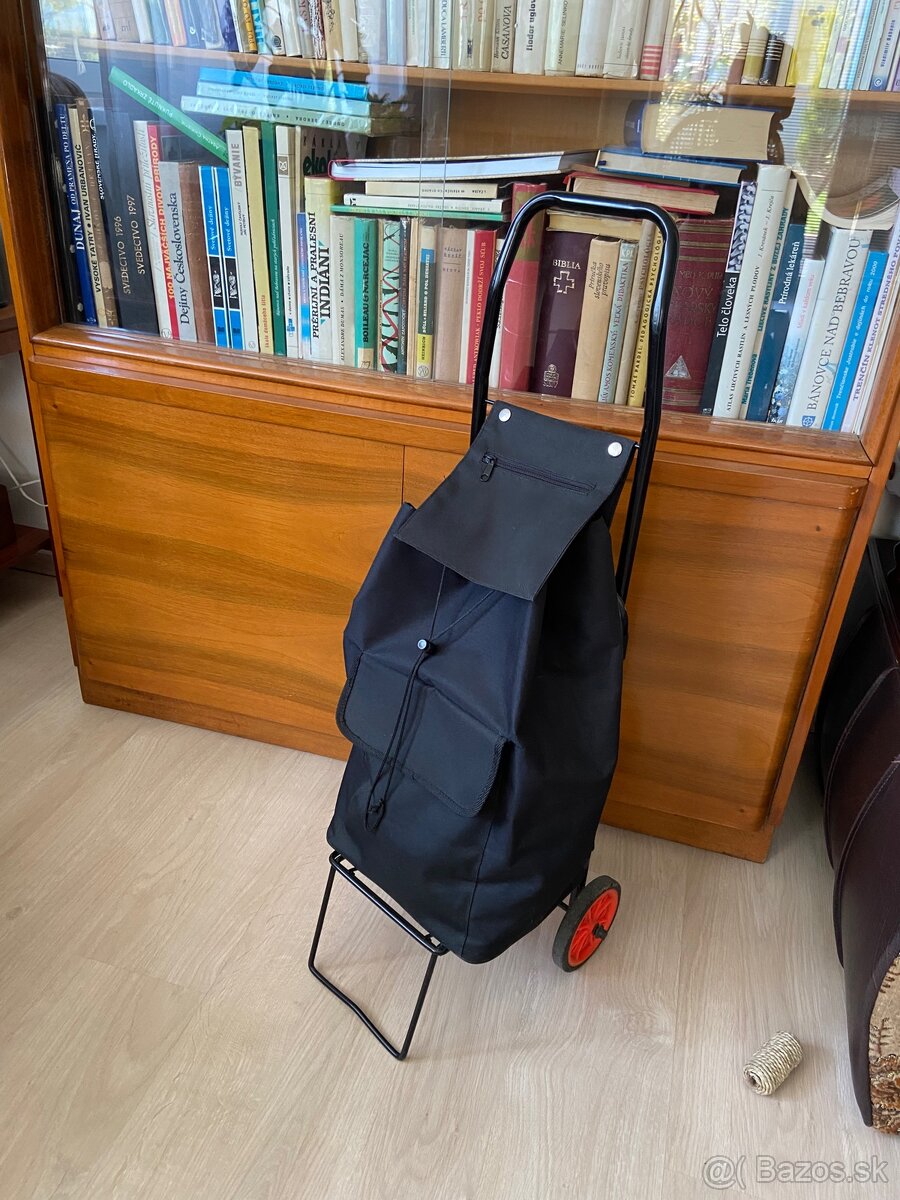 Nákupná taška na kolieskach pre seniorov