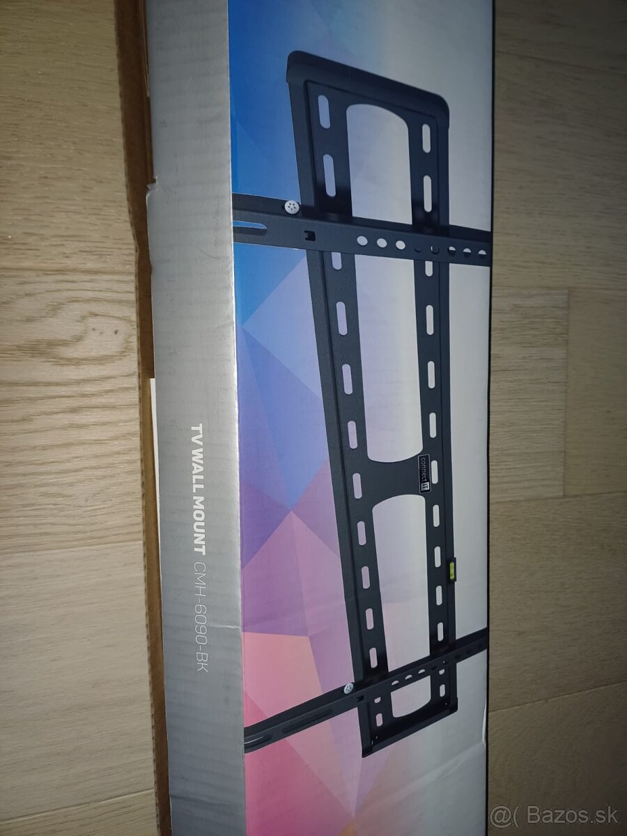 nástenný držiak na TV