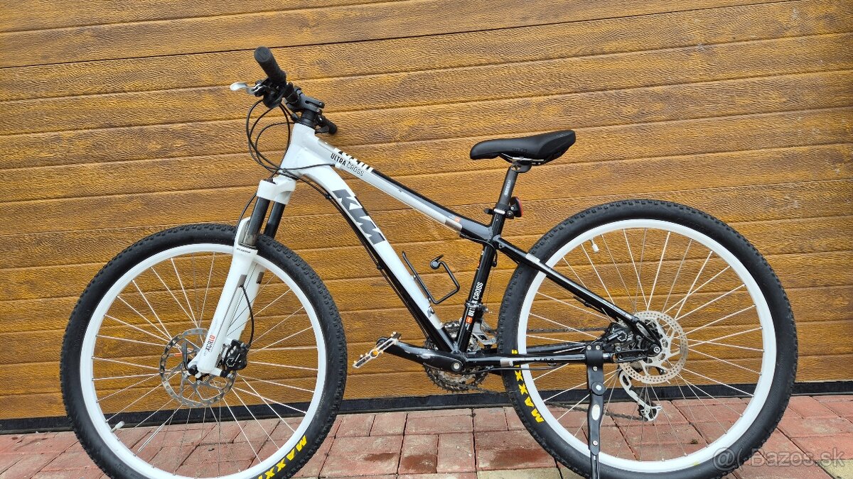 Horský bicykel značky KTM