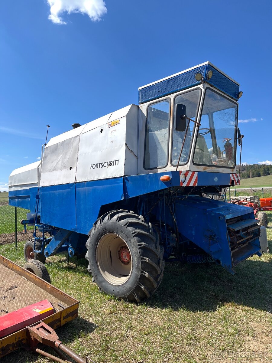 Kombajn e 512