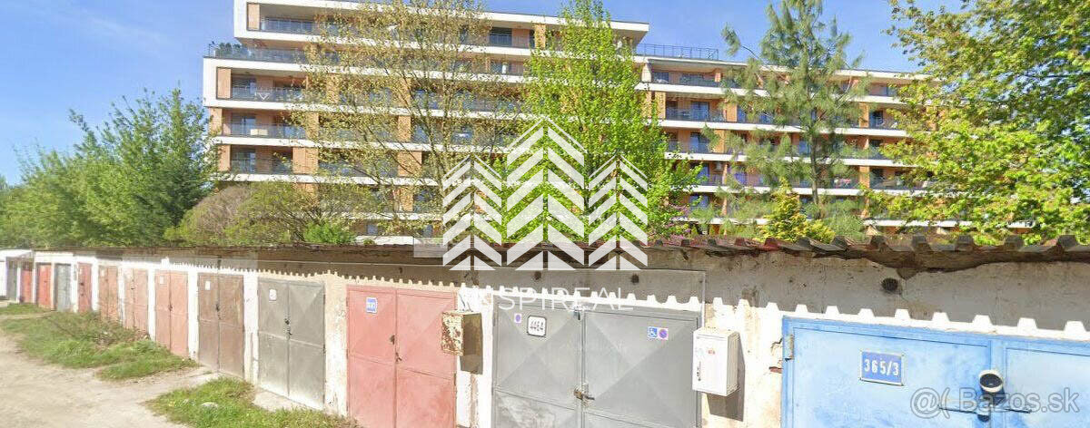 Garáž na predaj 17m2, Vodárenská, Košice-Sever