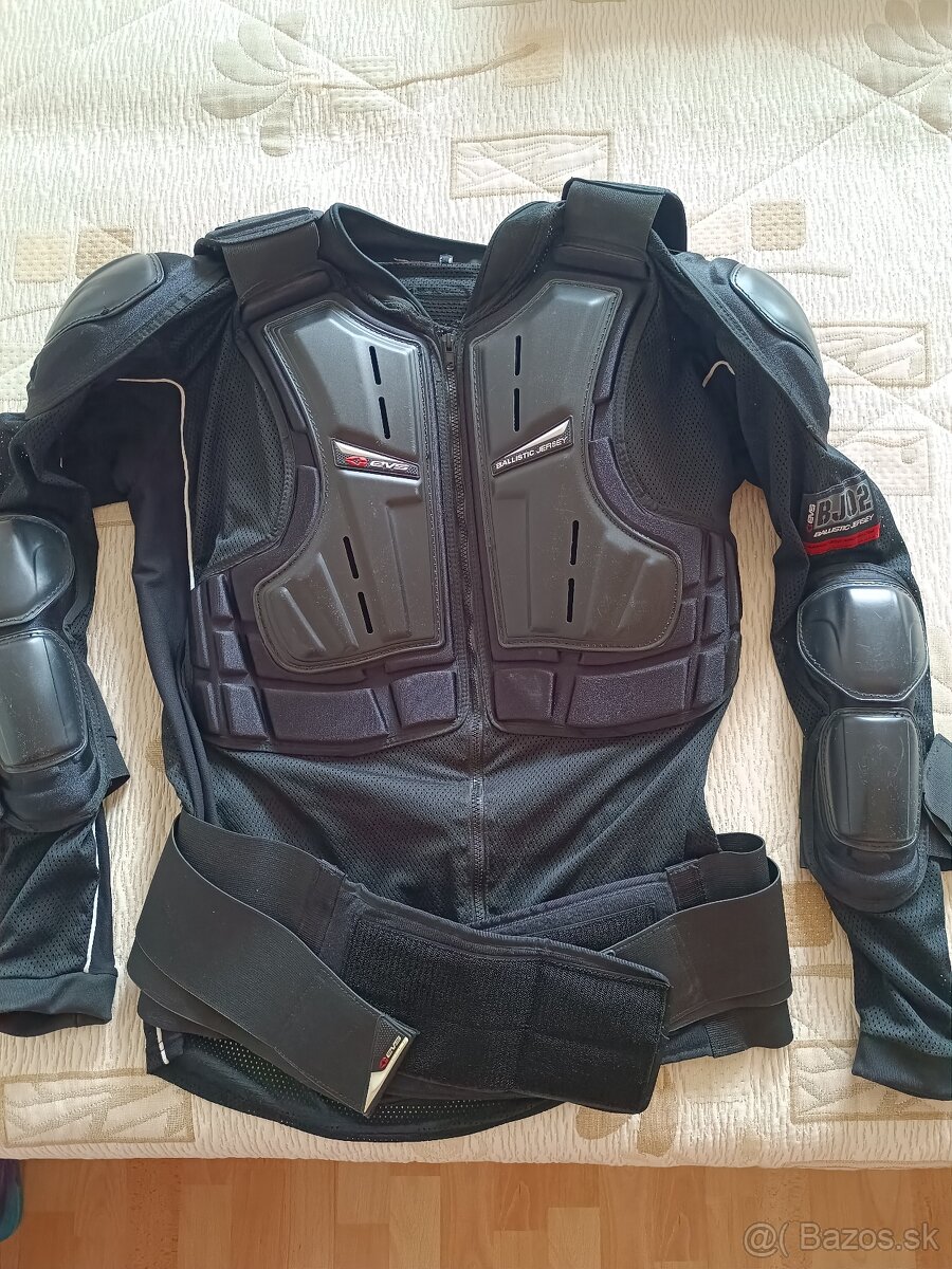 Chránič trupu 4XL