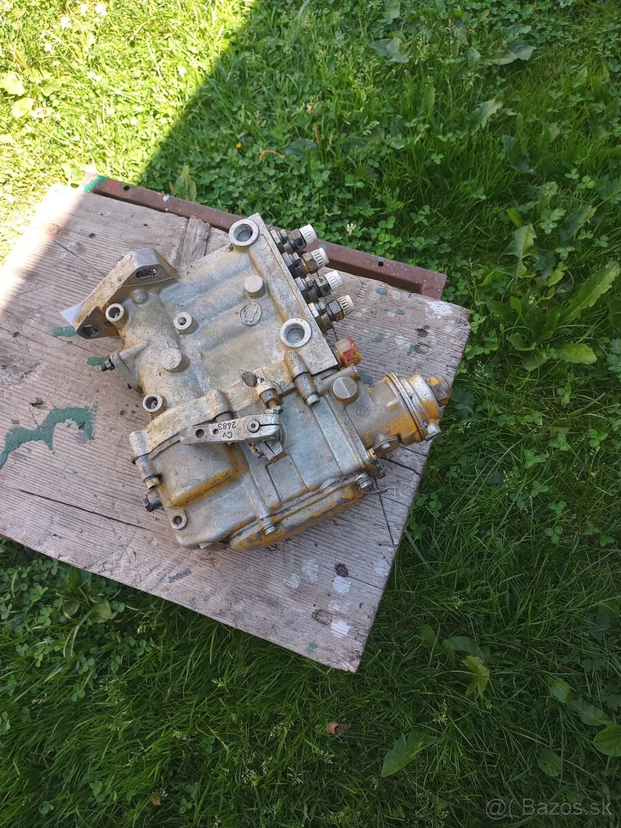 Vstrekovacie čerpadlo na LKT 81 turbo