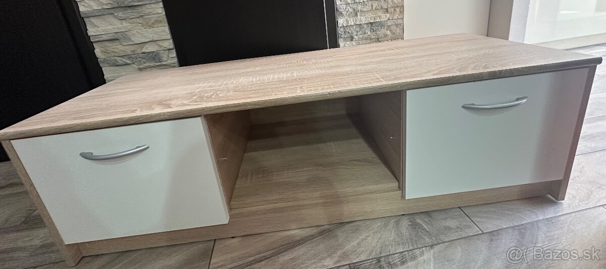 TV stolík